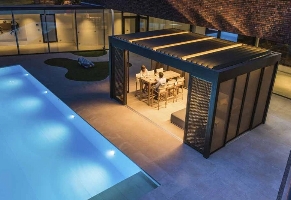 White Panorama Garden Room